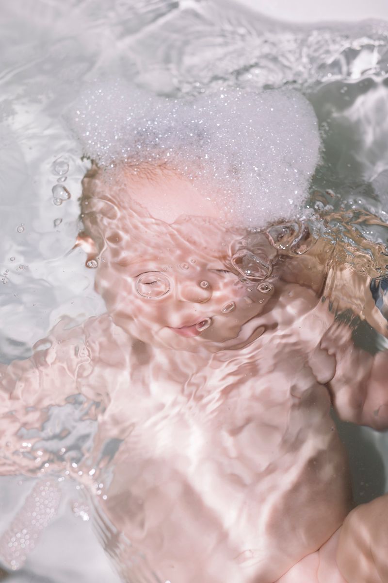 © Teresa Pistorius - Image from the Like the Waves Appear and Disappear and Appear Again photography project