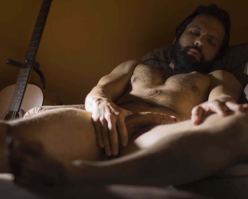 © Jennifer Folsom - Image from the bare witness photography project