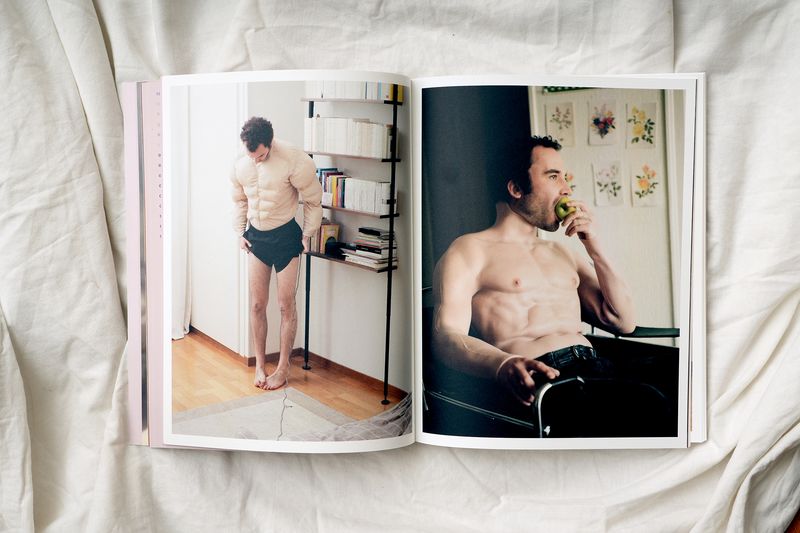 © Antoine Woeffray - Image from the I UNFOLD MY SKIN IN THE MORNING photography project