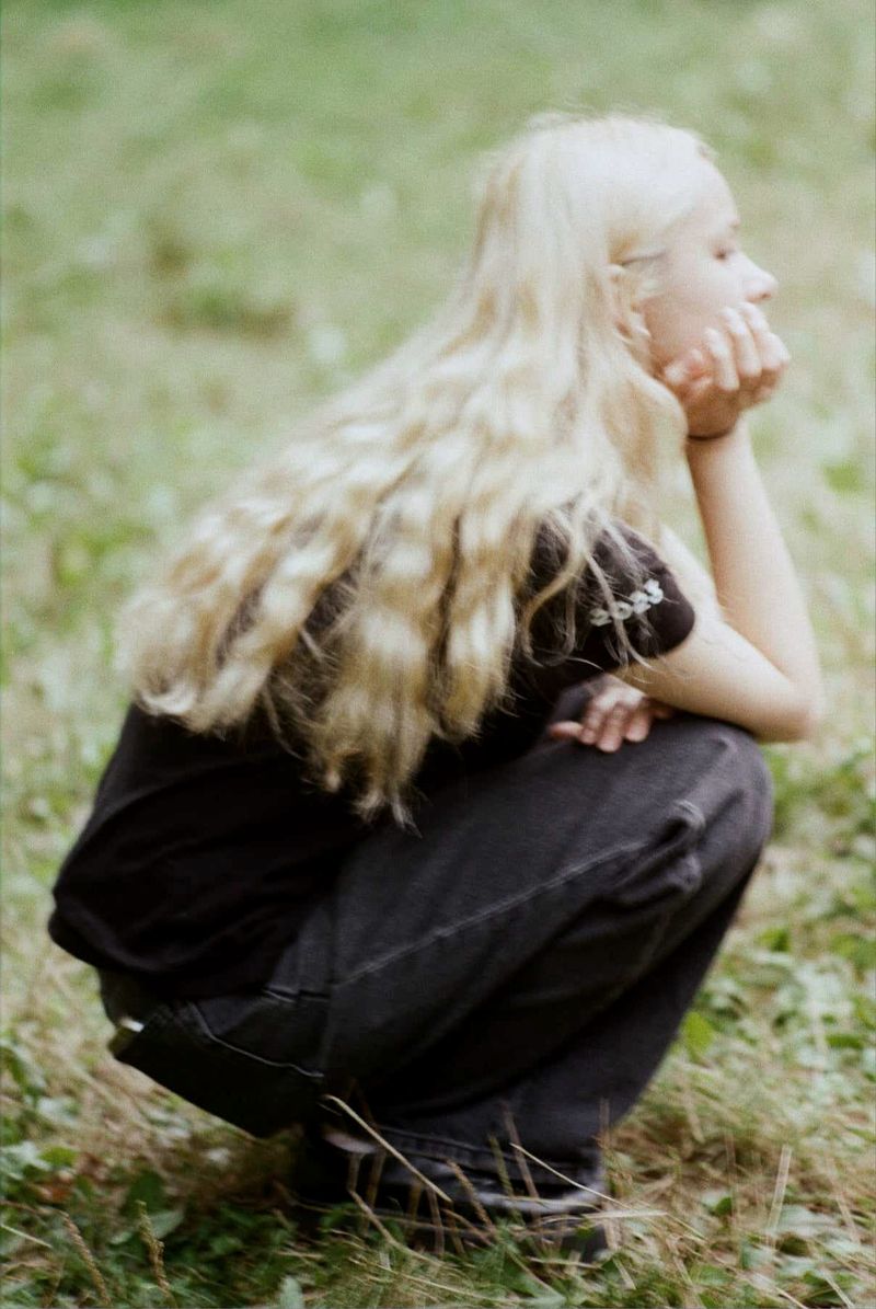 © Sidonie Ronfard - Image from the Shadows won't lie photography project