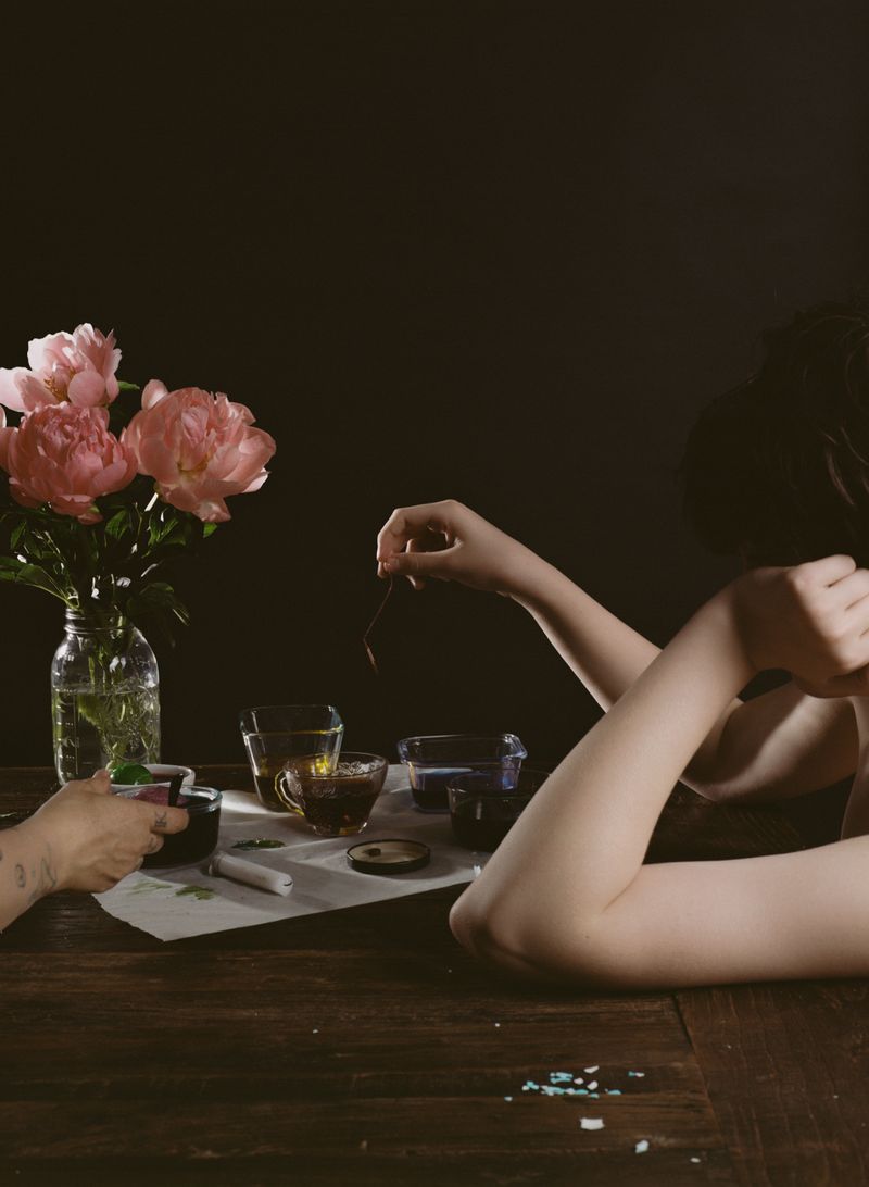 © Leah DeVun - Image from the Resemblance photography project