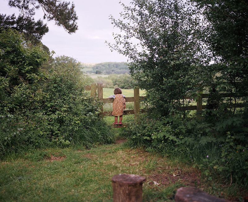 © Sian Davey - Image from the Looking for Alice photography project