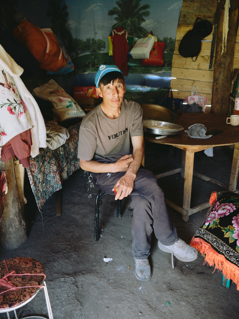 © Tiya Xu - Image from the Fade away pastoral photography project