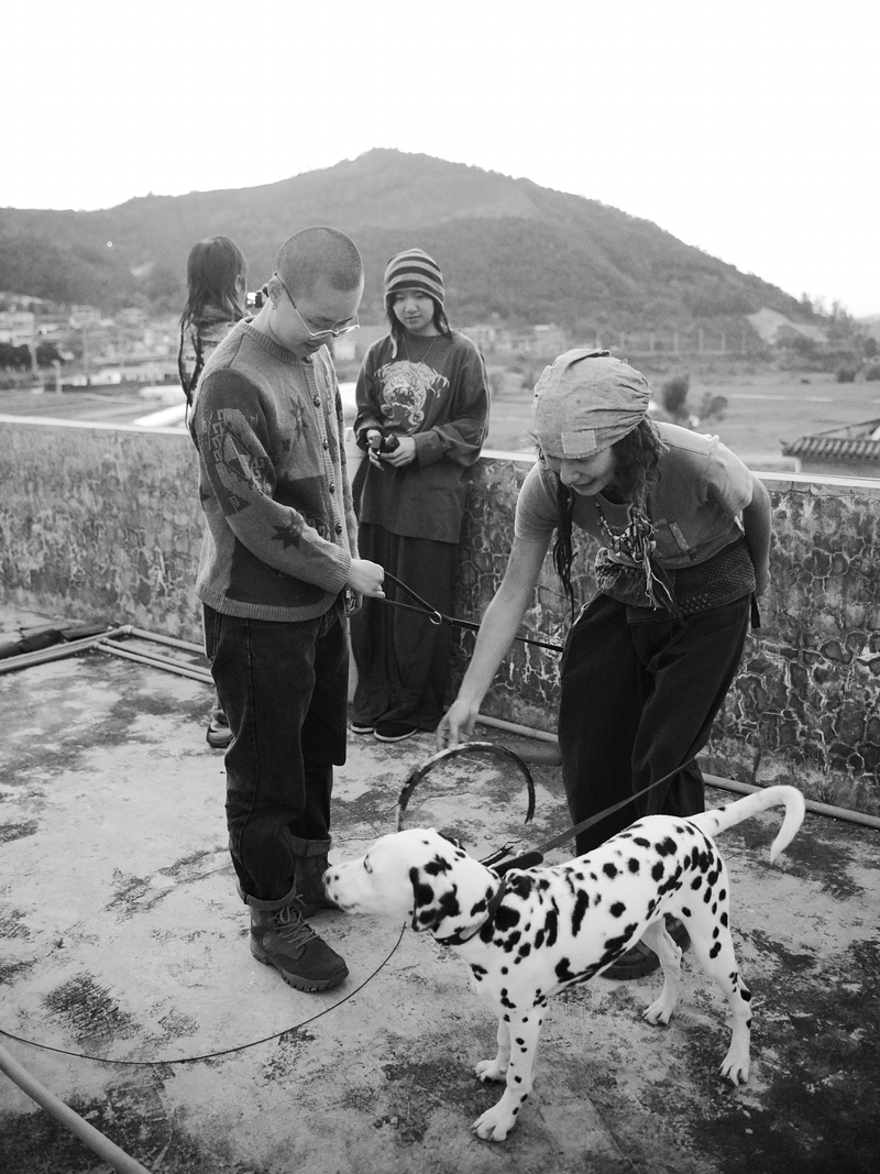 © Tiya Xu - Image from the Girls, A Jetta, and the Open Road photography project