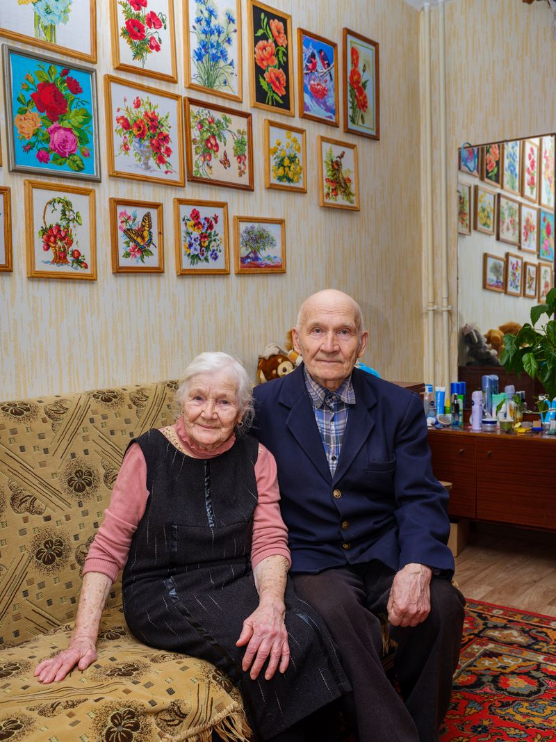 © Chris Bierl - Elena, a survivor of the Kyshtym disaster and an inhabitant of New Muslyumovo, with her husband Yuri