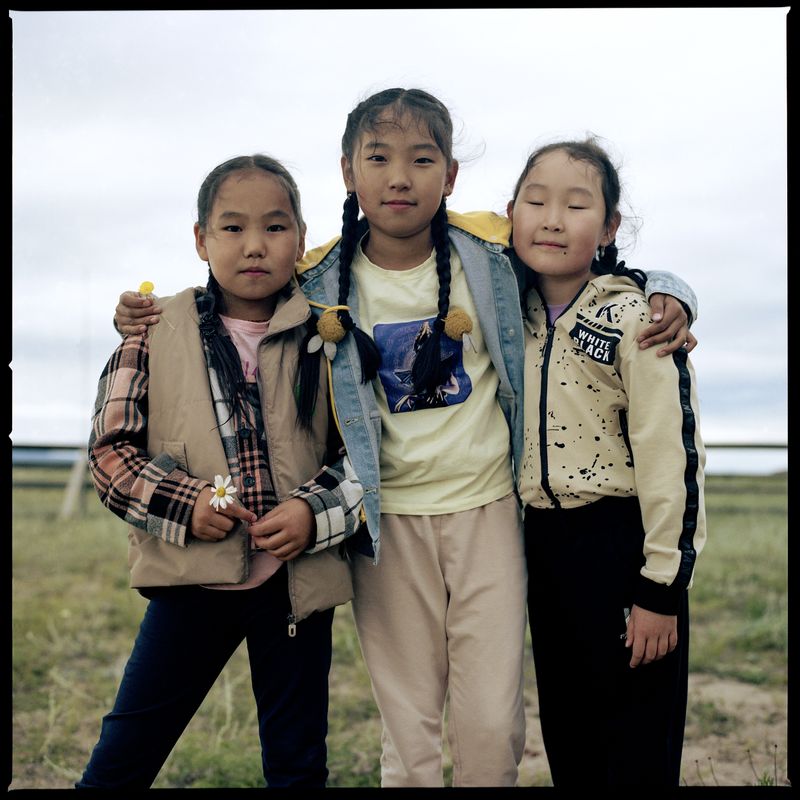 © Margo - Three Cousins