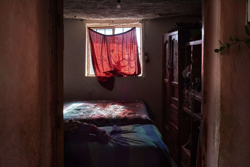 © Johanna Alarcón - Image from the Because the sun looked at me photography project