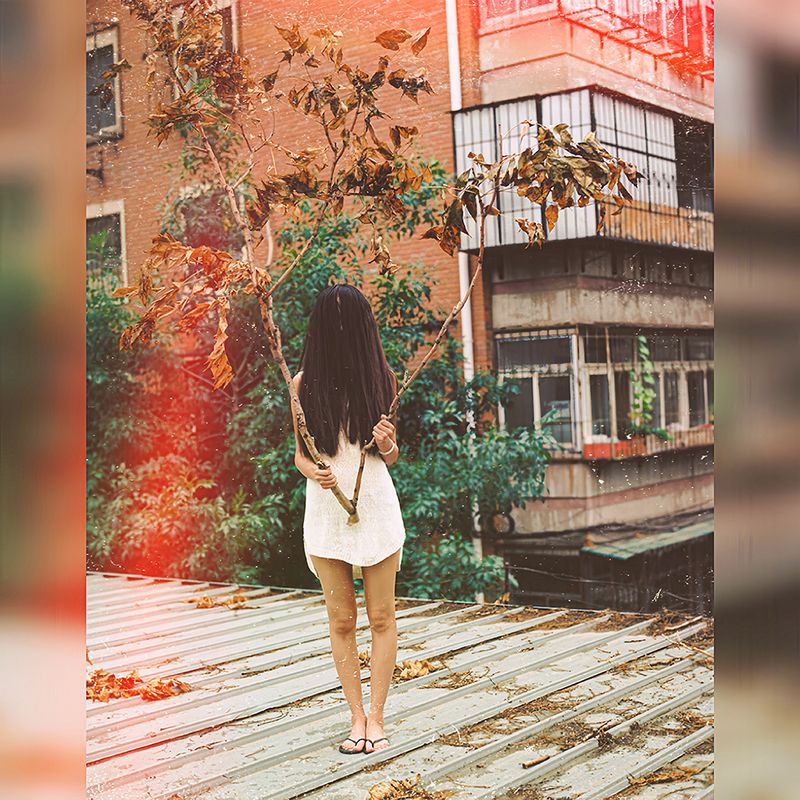 © Mengting zhou - Image from the In the Room I_StrangeTalesGirls photography project