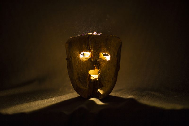 © Koral Carballo - Image from the Mystery of the Disguised. photography project