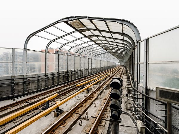 © Alessandro Zanoni - Image from the Wuhan boulevard photography project