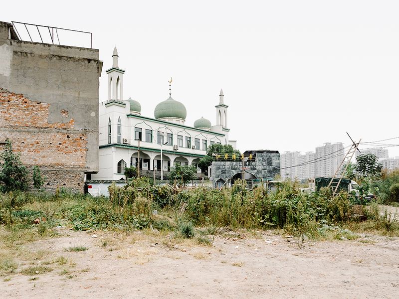 © Alessandro Zanoni - Image from the Wuhan boulevard photography project