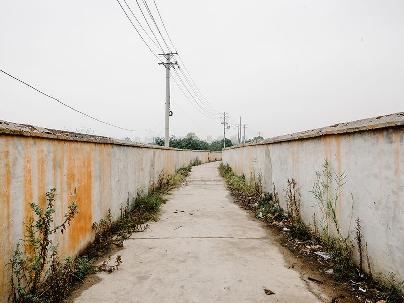 © Alessandro Zanoni - Image from the Wuhan boulevard photography project