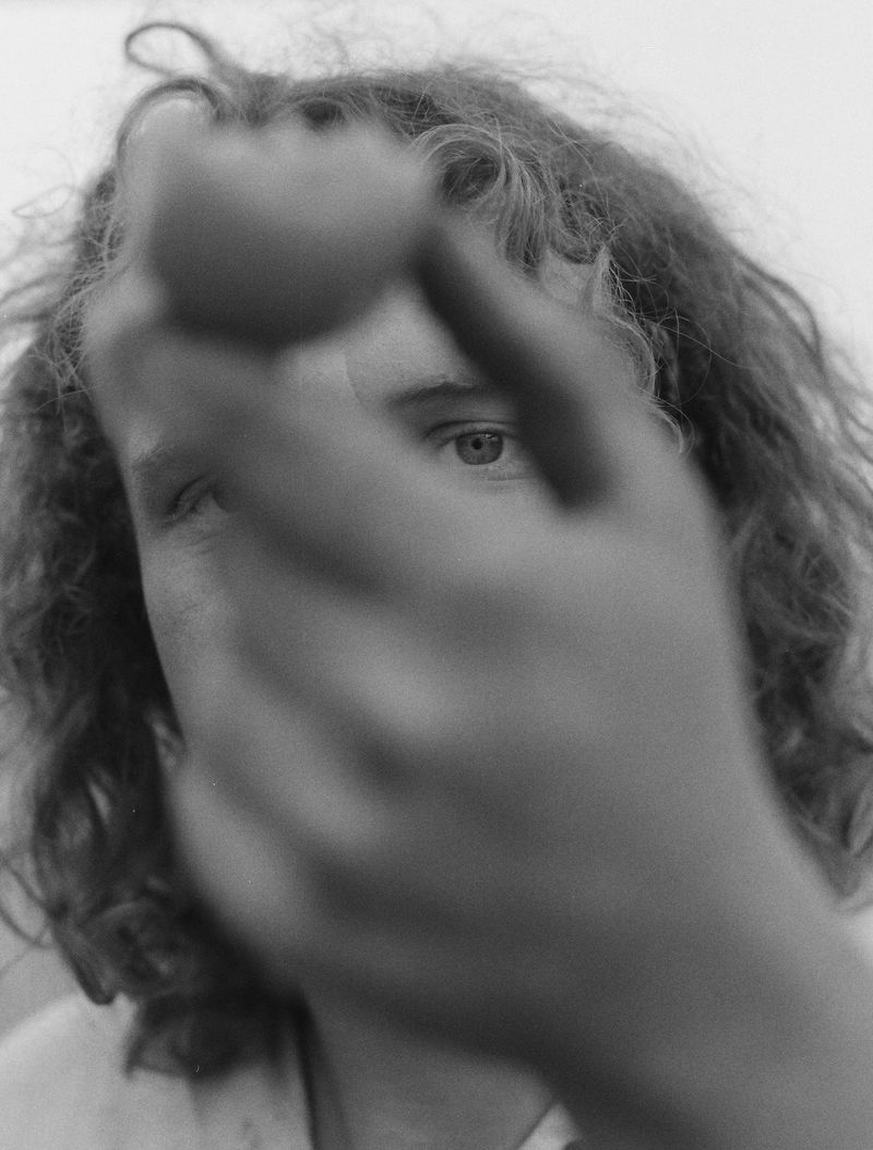 © Hayleigh Longman - Rufus and tomato 2024