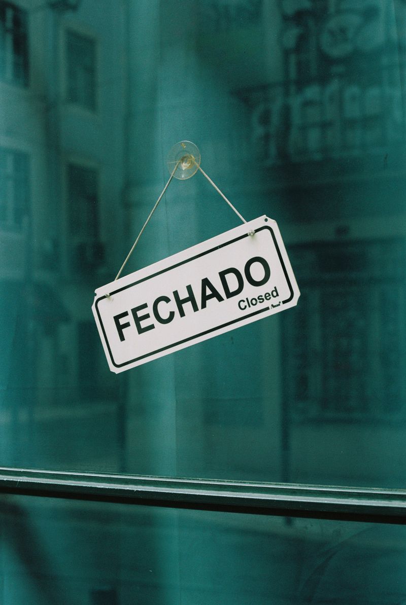 © Liesl Pfeffer - LisbonPortugal202435mm photograph