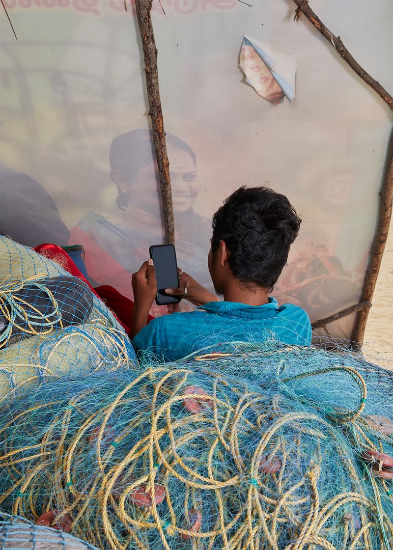 © Anouchka Renaud-Eck - Through the wire, 2022