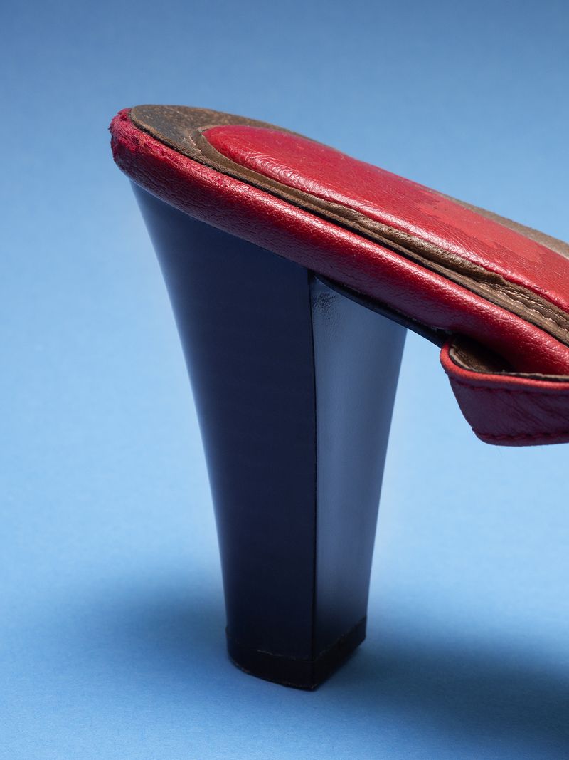 © Nika Sandler - Image from the The World of Hedonia photography project