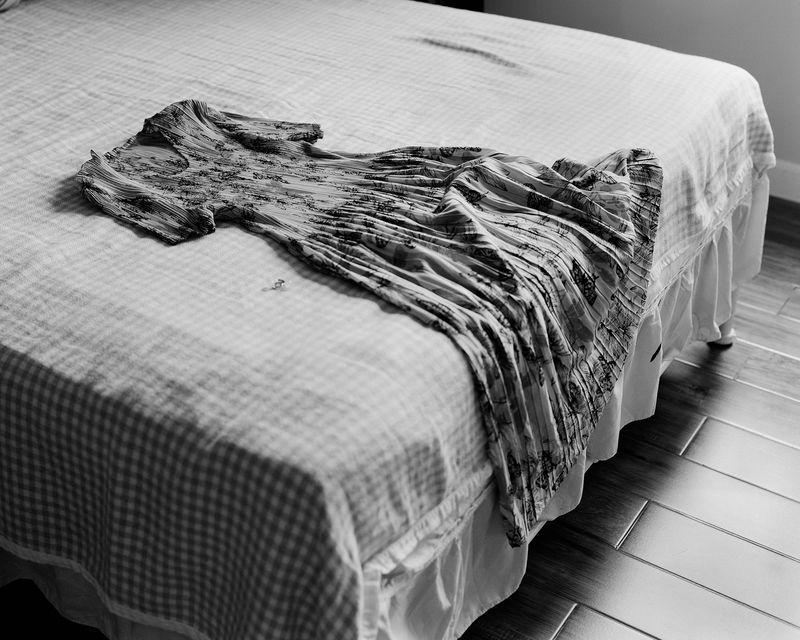 © Siqi Li - Mother's Dress, 2021