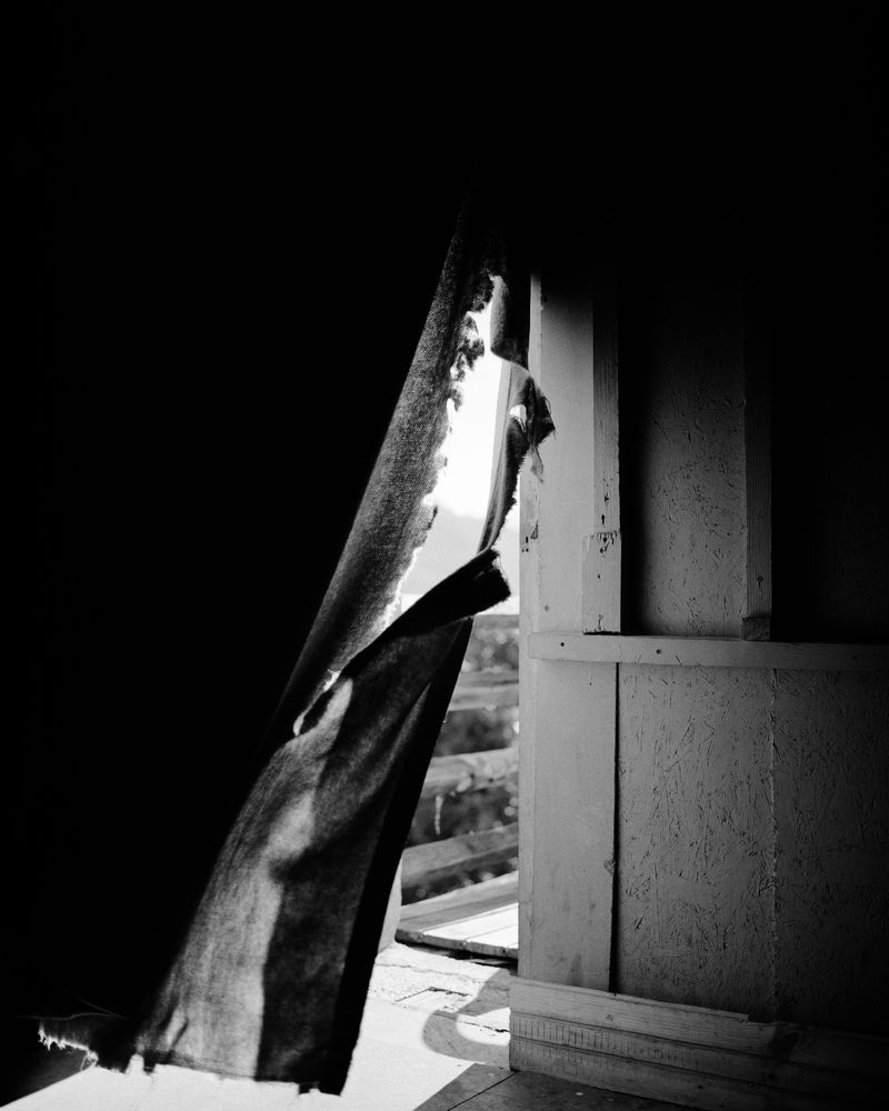 © Florence Cuschieri - Image from the La Ronde des hirondelles (Swallow's round) photography project