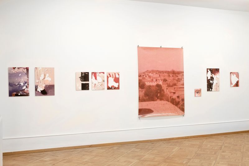 © Raisan Hameed - Zer - störung_exhibition view_Photo Forum Pasquart 2024_01on View 08.12.2024-26.01.2025