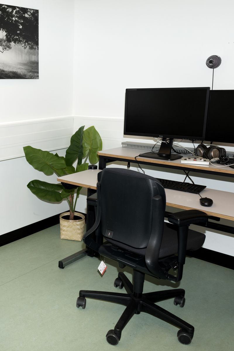 © Petra Kroon - 7 no sex__no glory__Maastricht University, research room for men taking part in sexual research