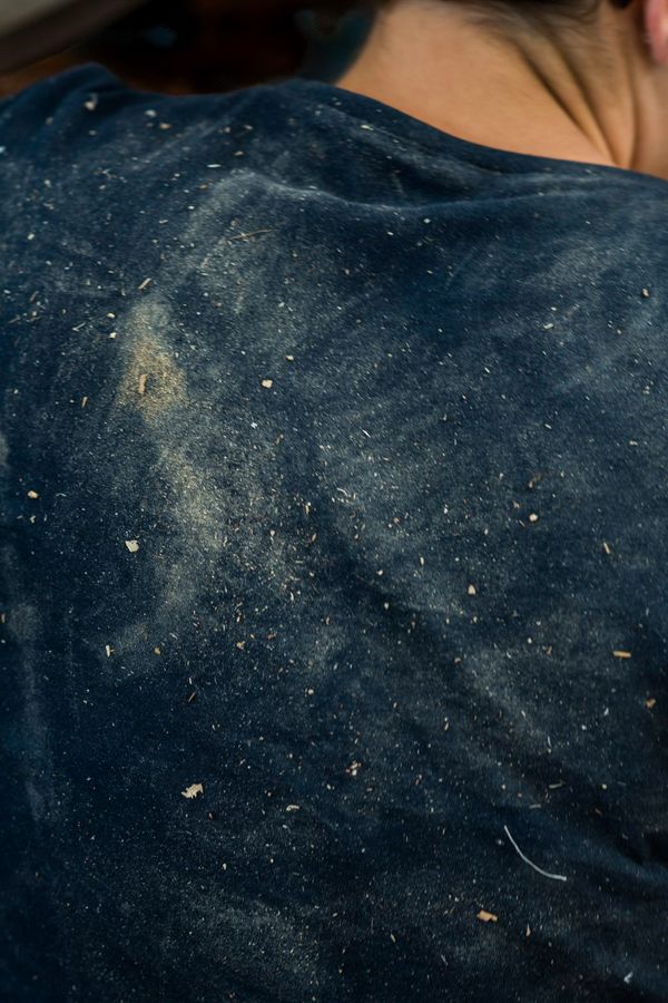 © Julie Bourges - Cecile is working in the boat workshop of Paulilles, South of France