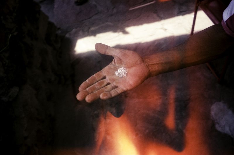 © luiz maudonnet - Image from the The Mountain that Cried photography project