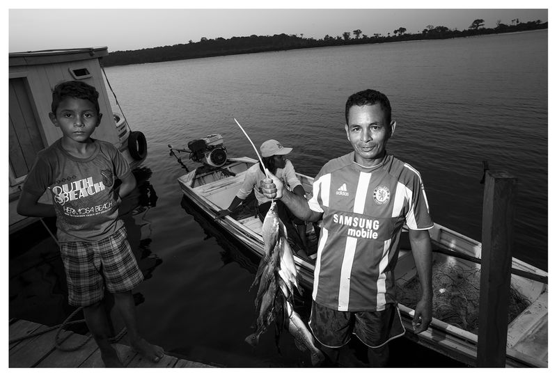 © luiz maudonnet - paulo, fishermanPortrait of Paulo, from the São Francisco do Caribi community.