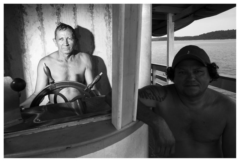 © luiz maudonnet - lazinho, boatmanPortrait of Lazinho, from Itapiranga, a small town in the margins of the Uatumã River.