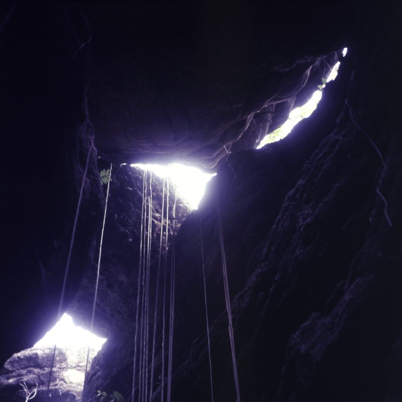 © luiz maudonnet - Image from the The Mountain That Cried photography project