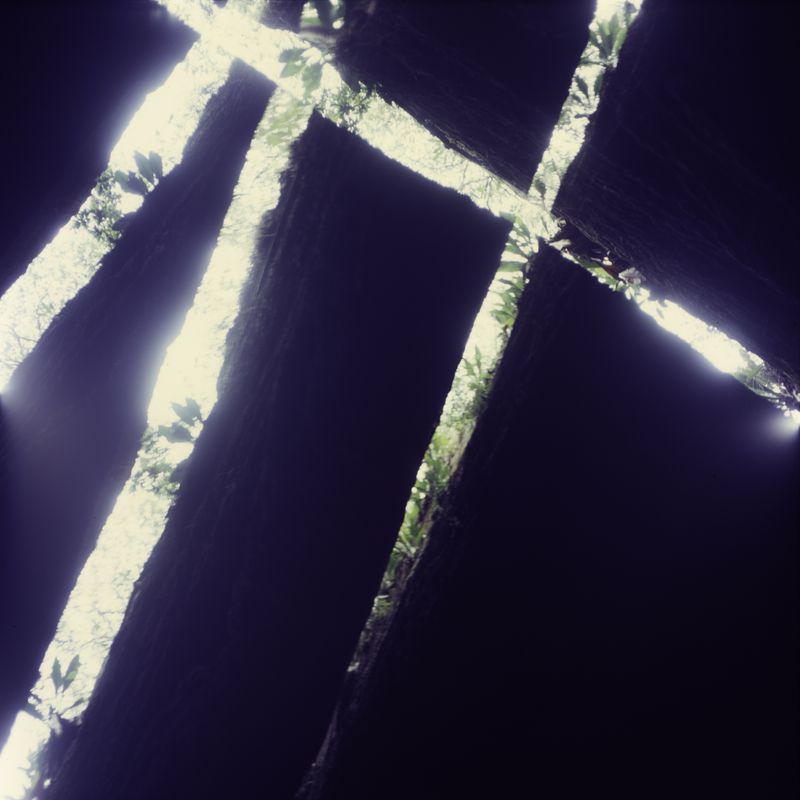 © luiz maudonnet - Image from the The Mountain That Cried photography project