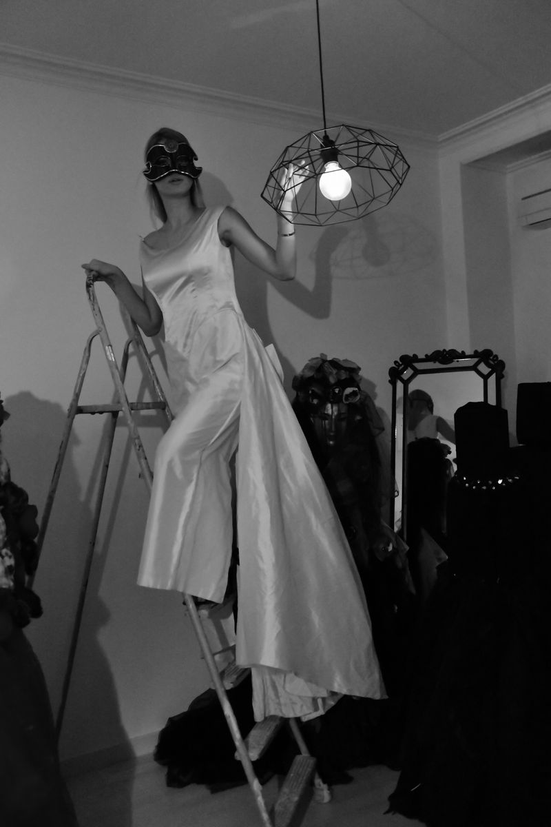 © Elena Bandurka - Image from the Live and non-living doll photography project