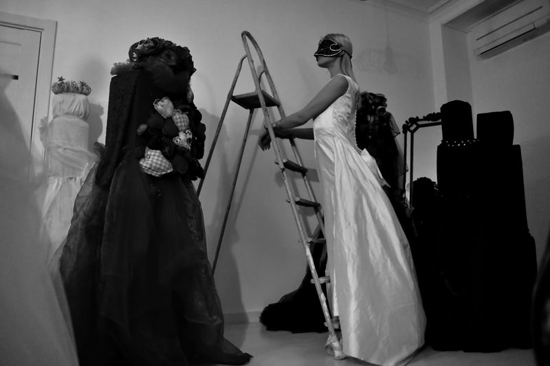 © Elena Bandurka - Image from the Live and non-living doll photography project