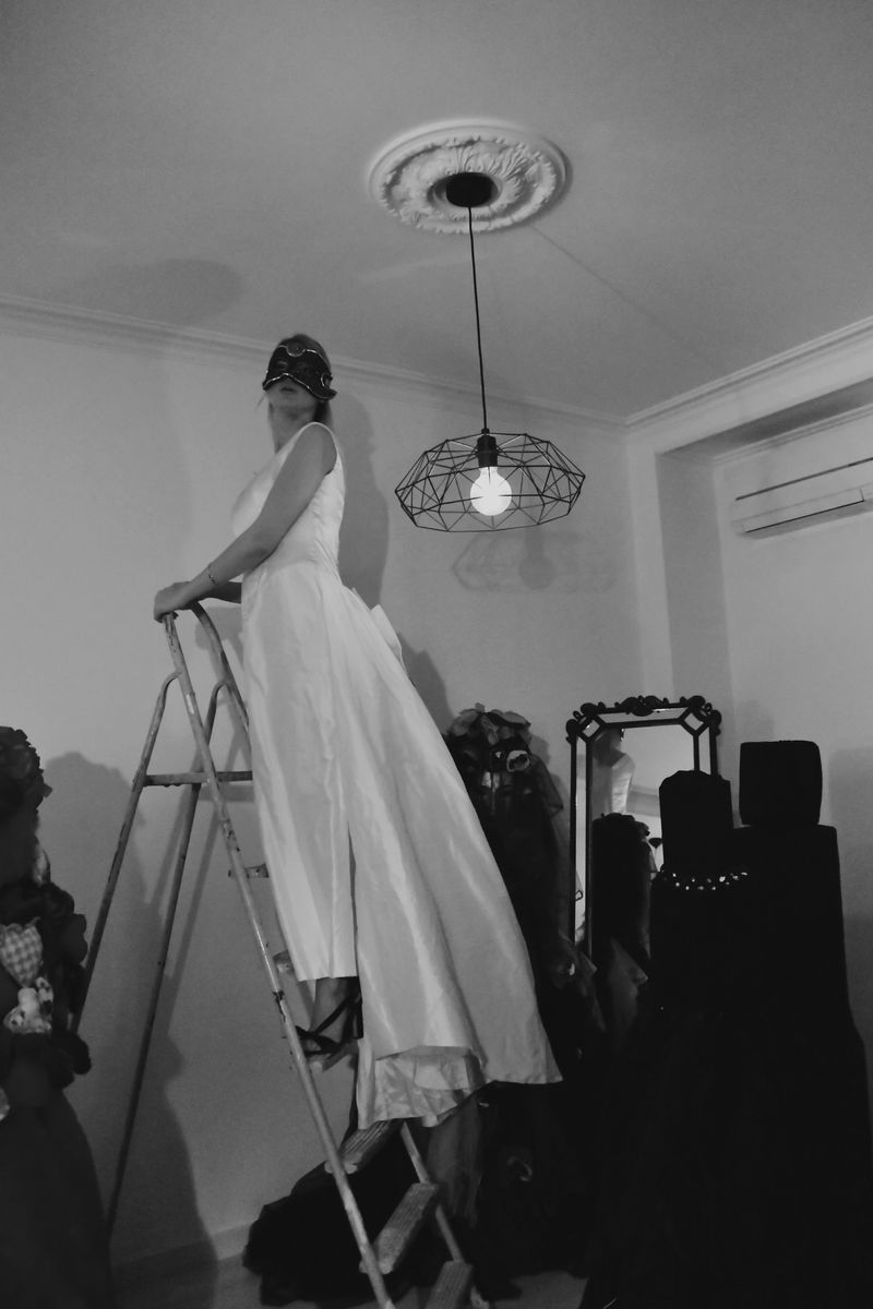 © Elena Bandurka - Image from the Live and non-living doll photography project