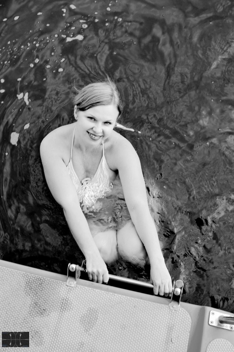 © Elena Bandurka - Image from the Swimmers photography project