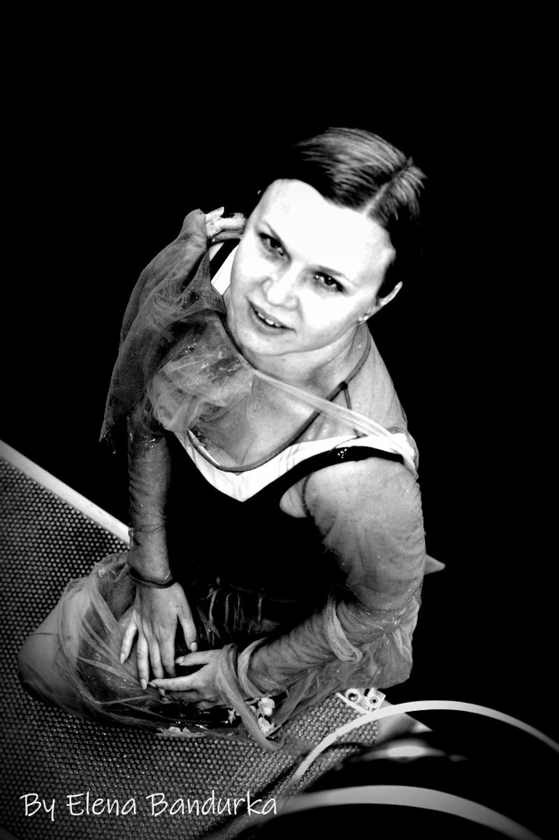 © Elena Bandurka - Image from the Swimmers photography project