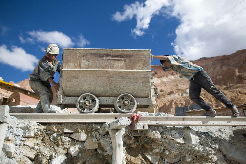 © Toby Binder - Image from the Child labour in Bolivia photography project