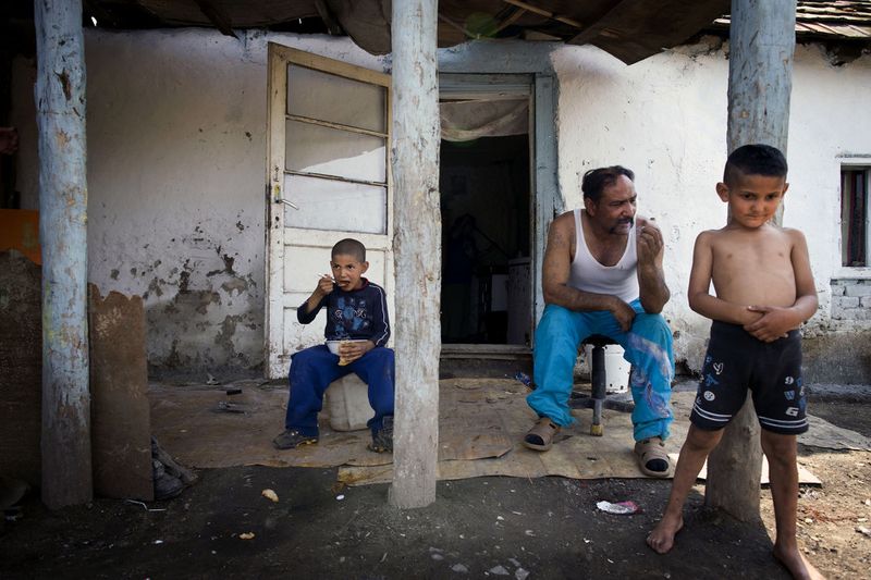 © Toby Binder - Image from the Violence and social exclusion - Roma people in Hungary photography project