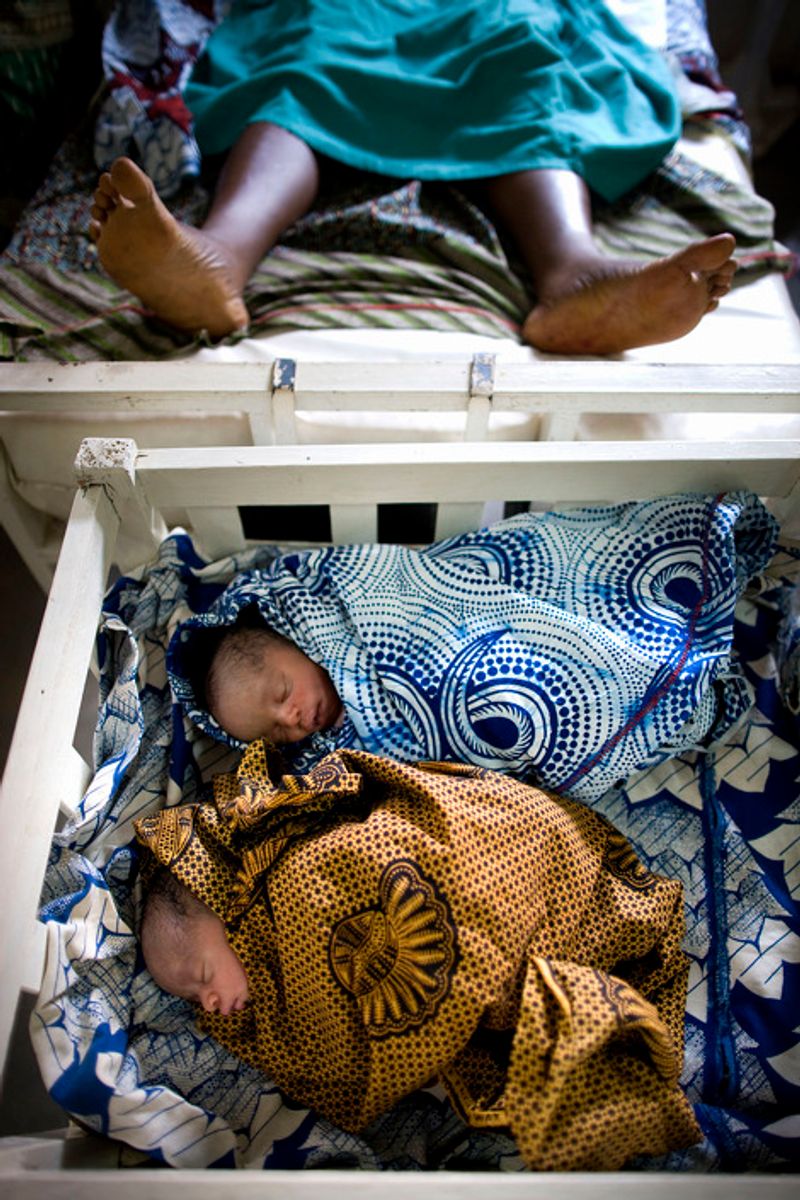 © Toby Binder - Newborn twins at the maternity ward of the Medecins Sans Frontieres Hospital in Bo.