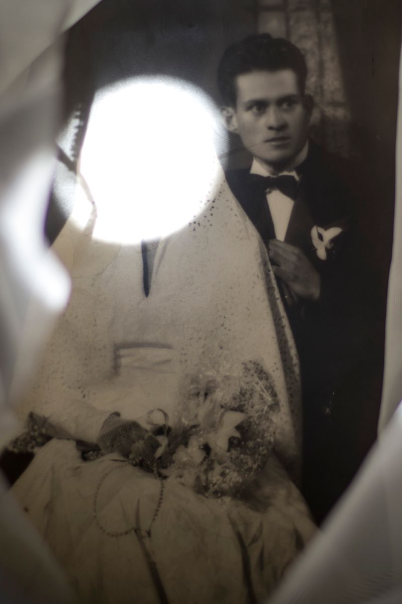 © Lesly Moyano - Image from the Memento Mori photography project