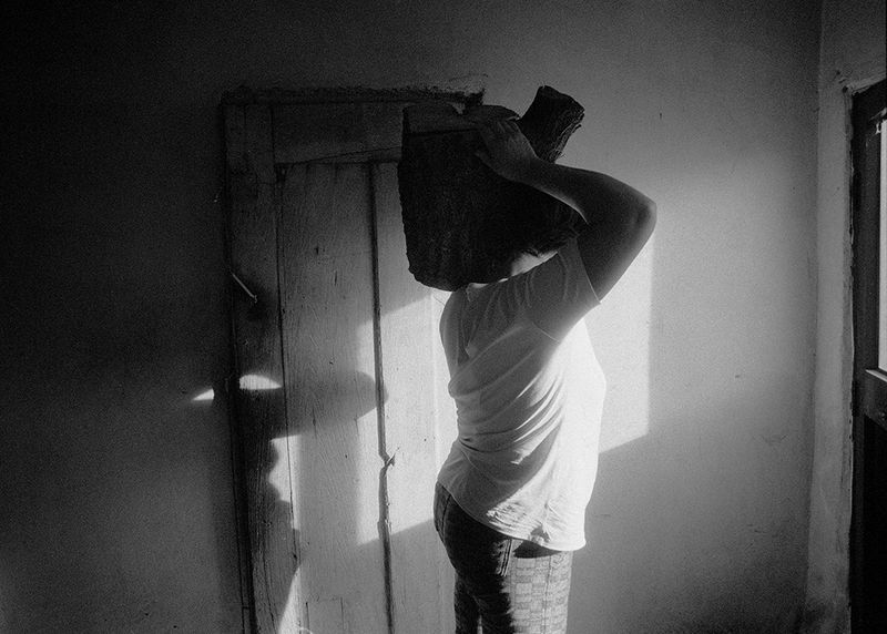 © Maria Oliveira - Image from the Saving fire for darker days photography project