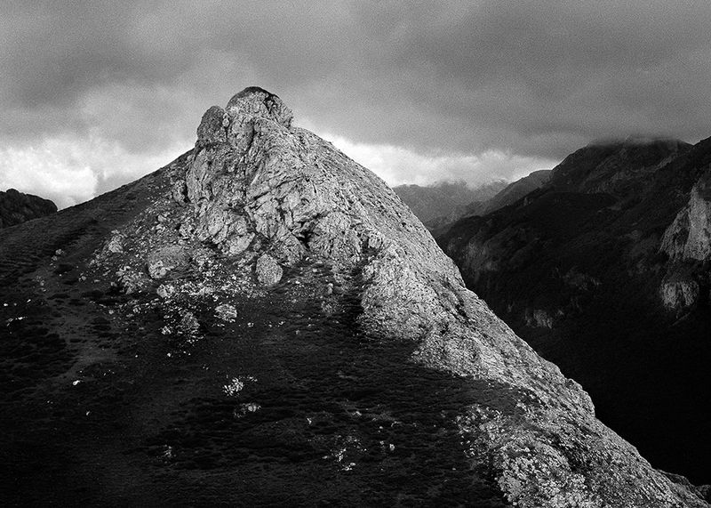 © Maria Oliveira - Image from the Saving fire for darker days photography project