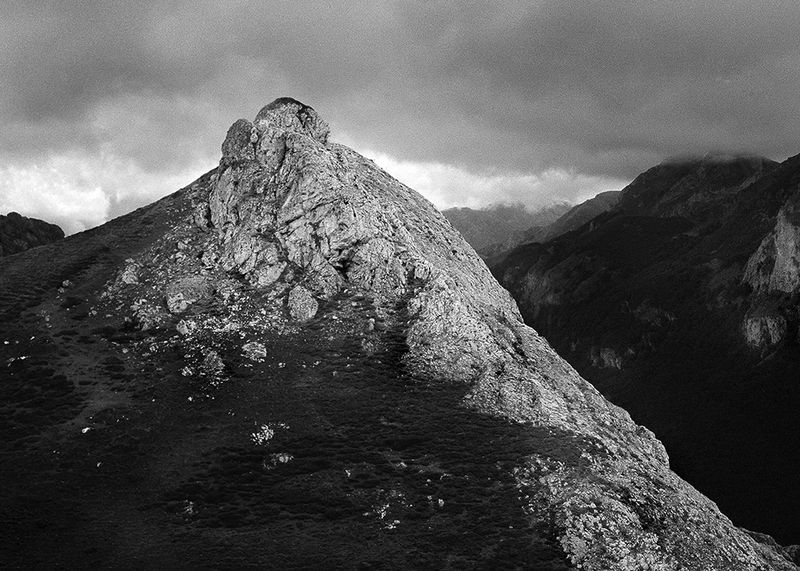 © Maria Oliveira - Image from the Saving fire for darker days photography project