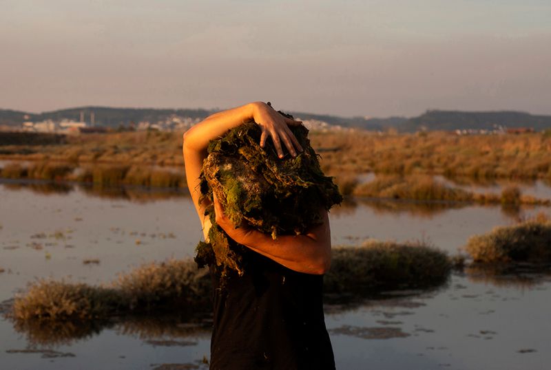 © Maria Oliveira - Image from the To Wander the Sea photography project