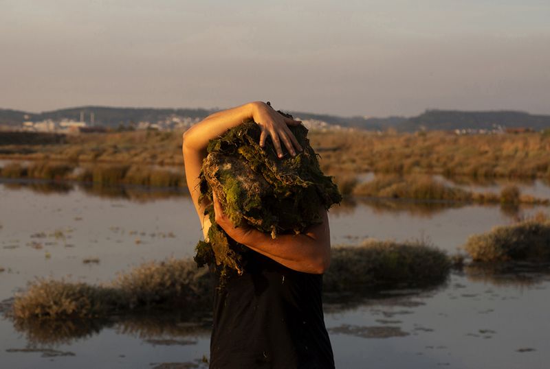 © Maria Oliveira - Image from the To Wander the Sea photography project