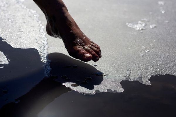 © Maria Oliveira - Image from the To Wander the Sea photography project