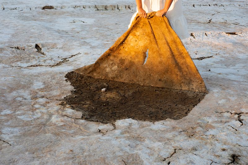 © Maria Oliveira - Image from the To Wander the Sea photography project