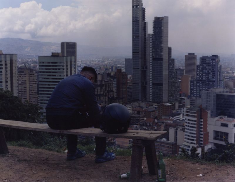 © Mateo Arciniegas Huertas - Bogotá in the background, the emotion and feelings there are almost a unbearable weight.