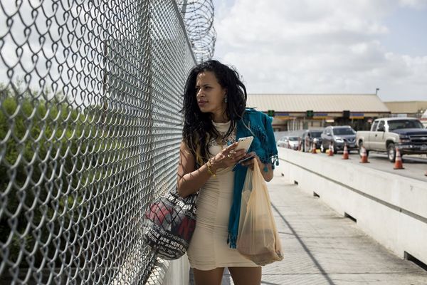 © Lisette Poole Gonzalez, from the series La Paloma y la Ley