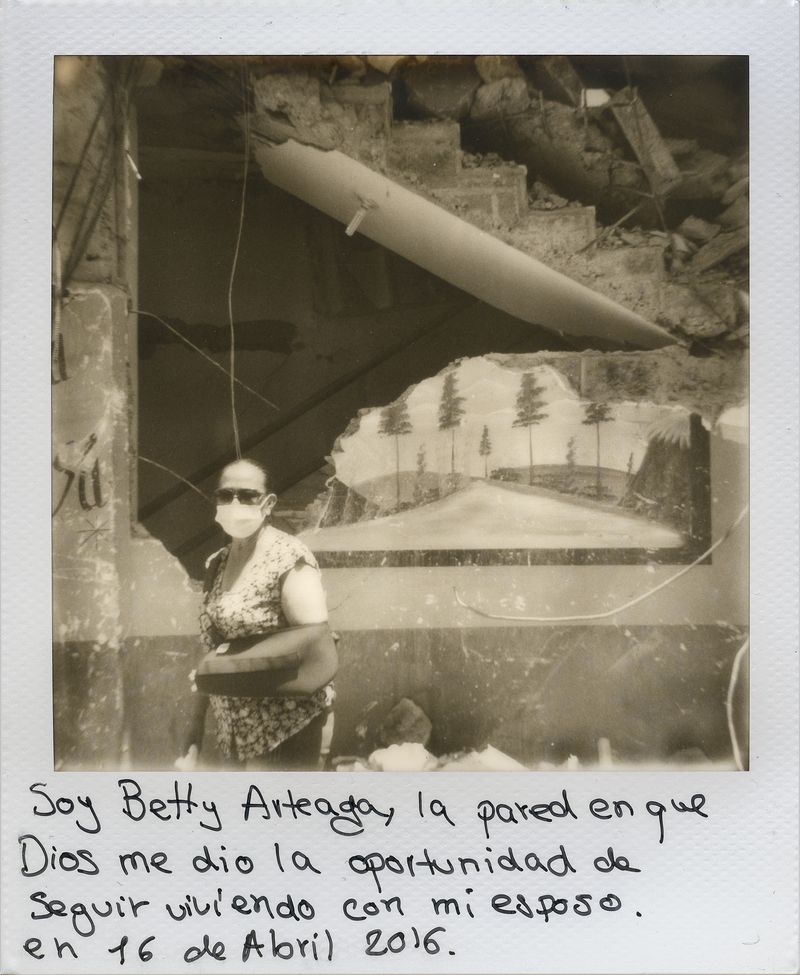 © Misha Vallejo and Isadora Romero, from the series Siete Punto Ocho / Seven Point Eight