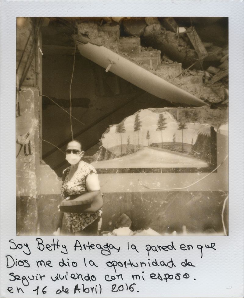 © Misha Vallejo and Isadora Romero, from the series Siete Punto Ocho / Seven Point Eight